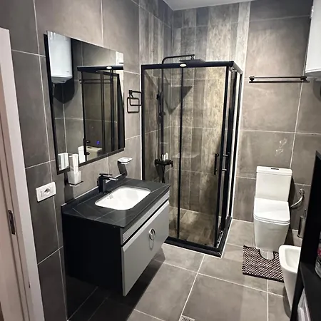 Tatil Evi Amazon House 8 Tiran